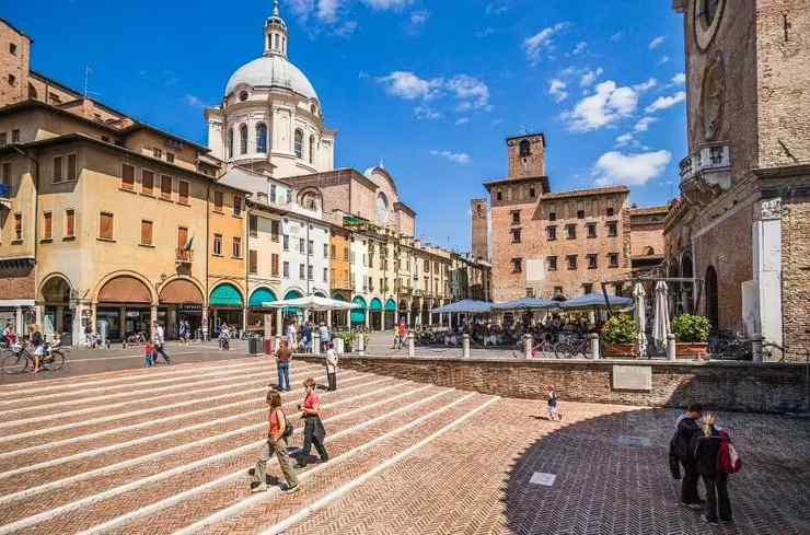 Se vai in questa città italiana ricevi 15.000 euro